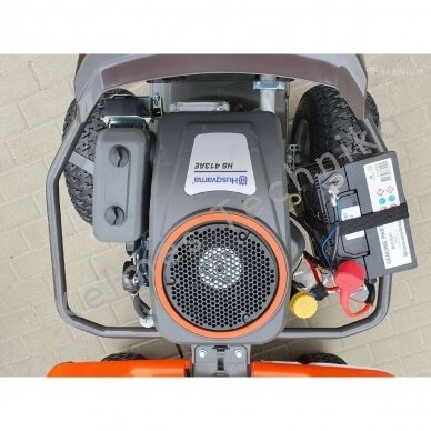 Husqvarna R 214C 6